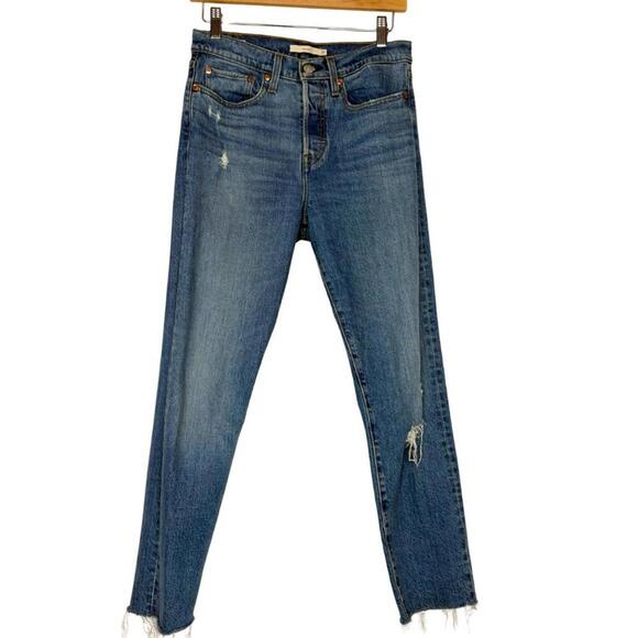 LEVI'S Signature Straight Fit Wedgie Jean Size: 27 Medium Wash - Picture 1 of 9